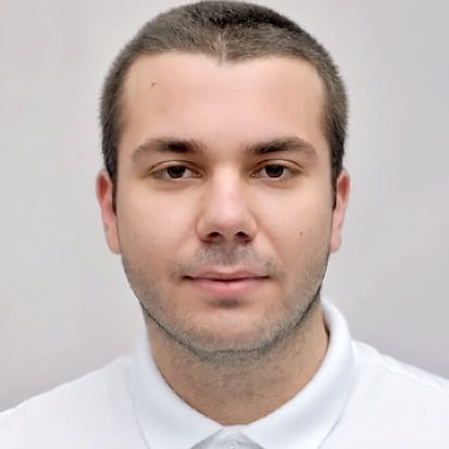 Младен Николов
